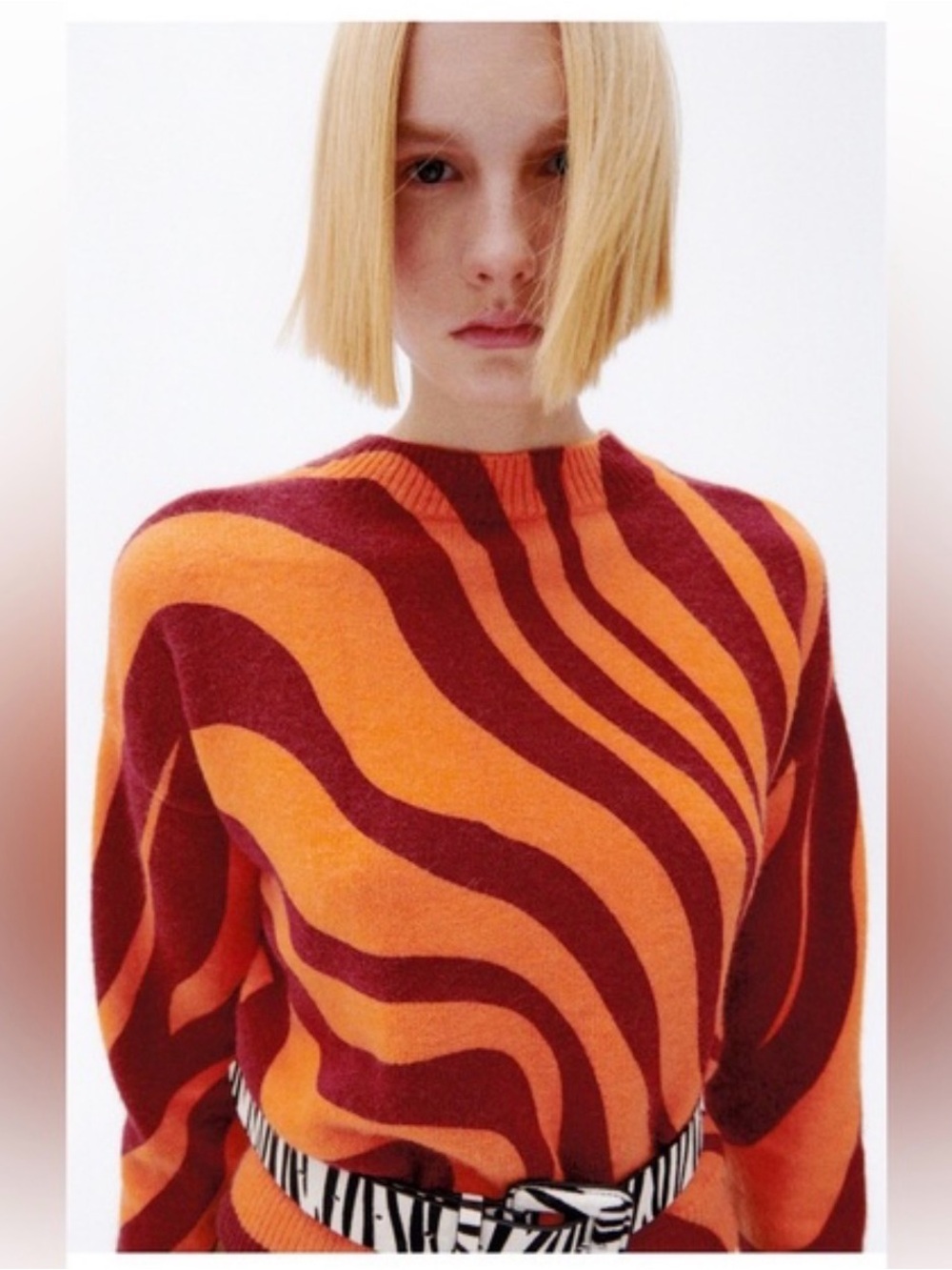 Zara Orange and Burgundy Wave Crewneck Sweater Wool Bland